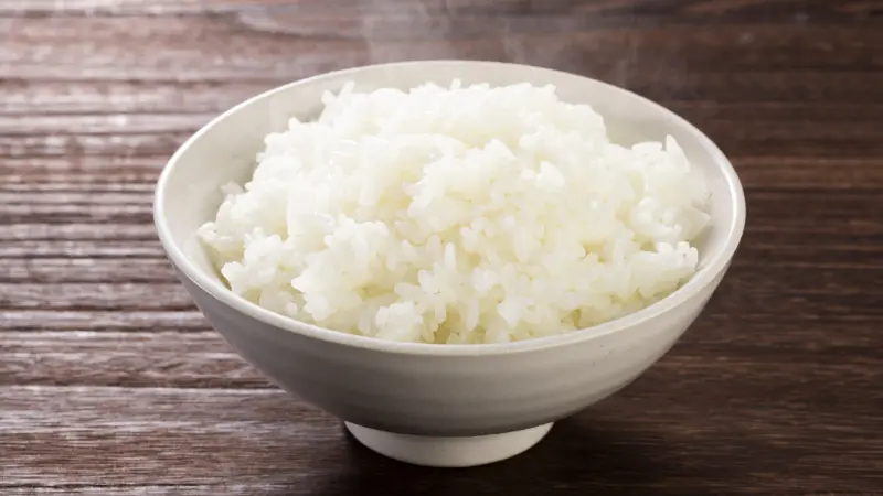 炭水化物抜きダイエットは、お米を控えることが大事